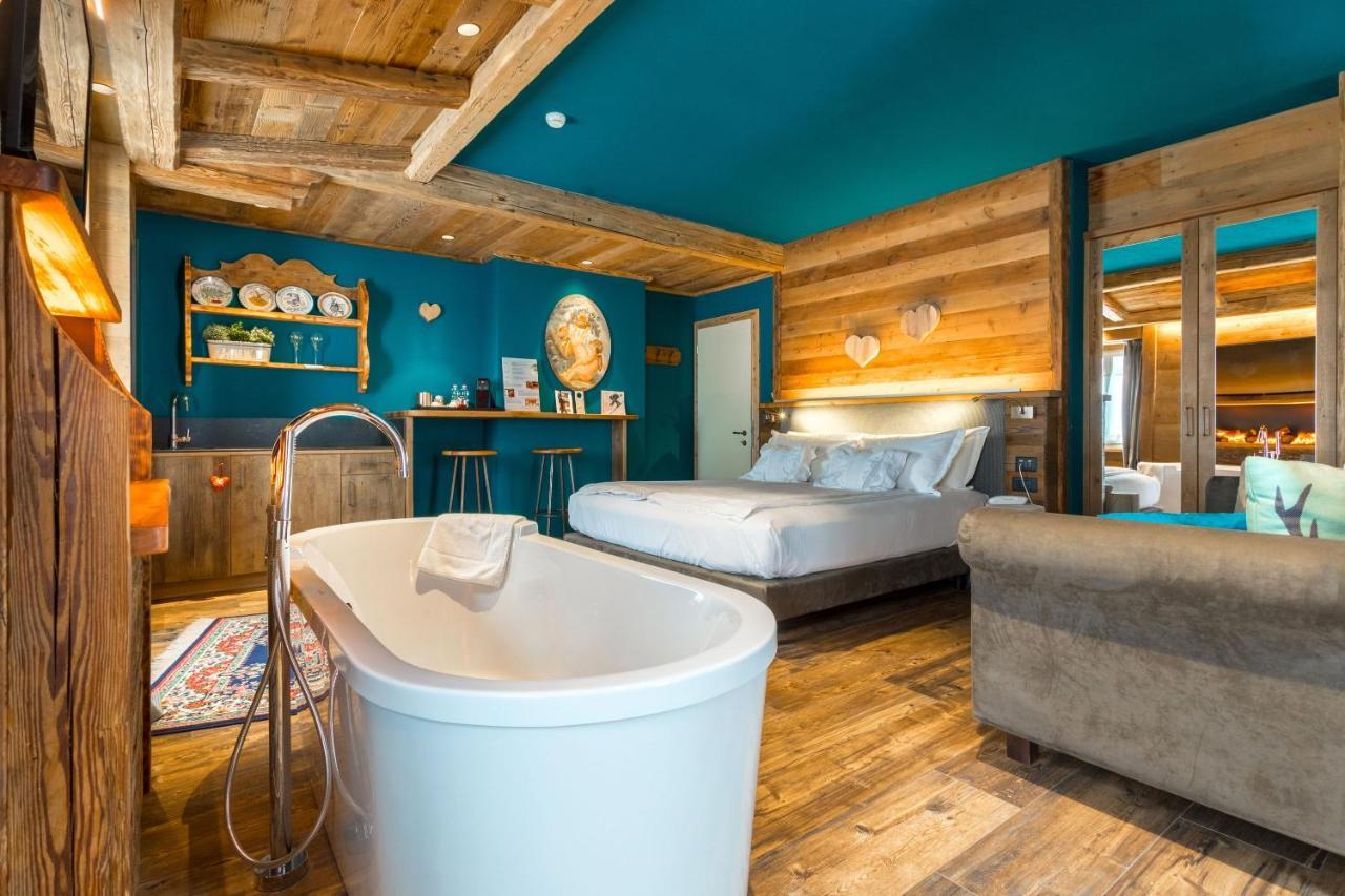 John Luxury Suites Folgaria Exteriör bild