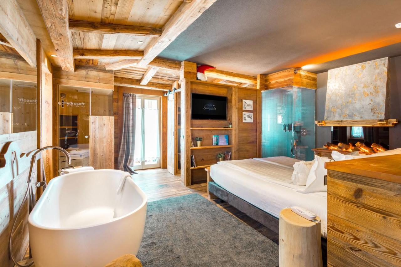 John Luxury Suites Folgaria Exteriör bild
