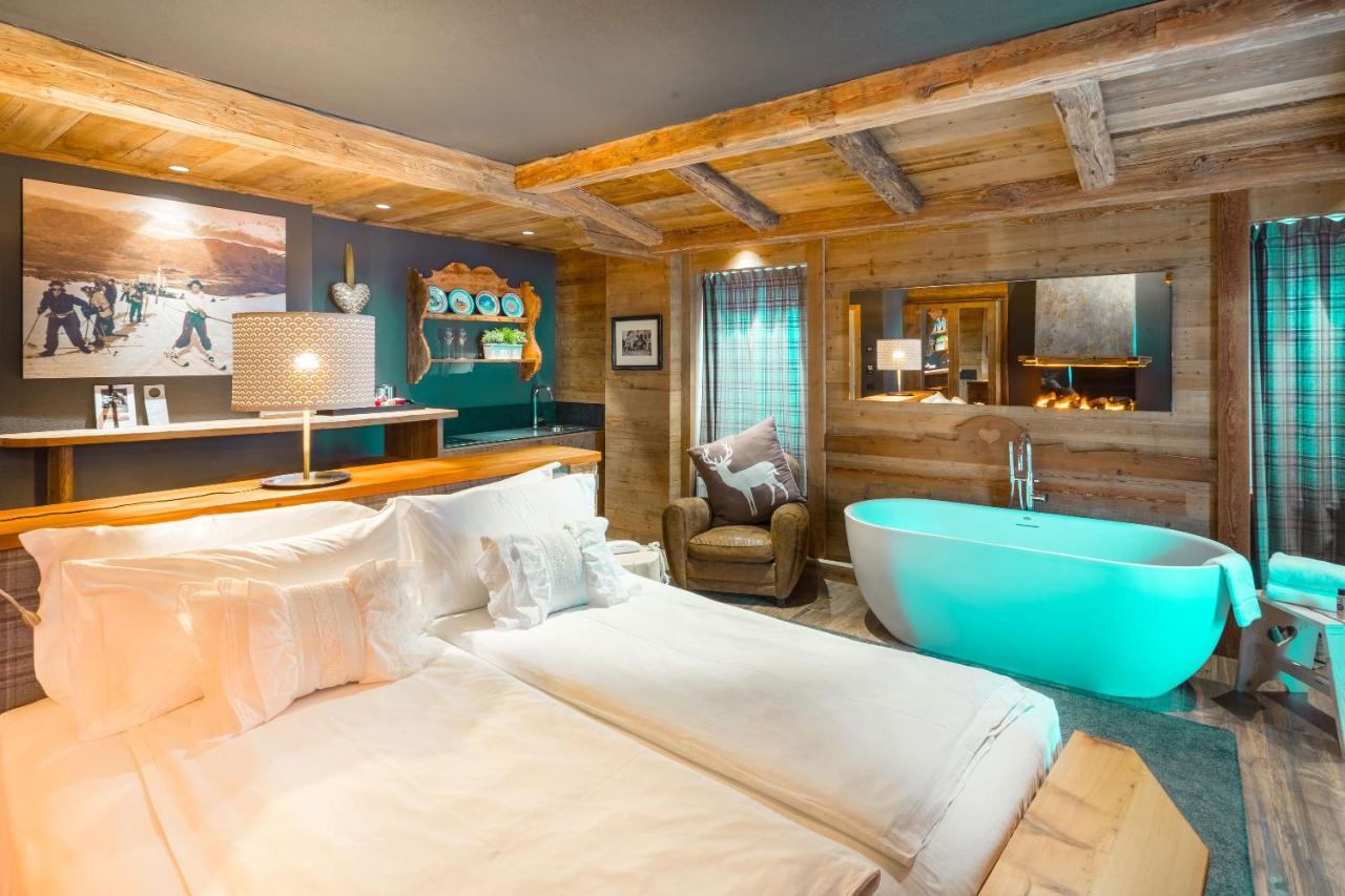 John Luxury Suites Folgaria Exteriör bild