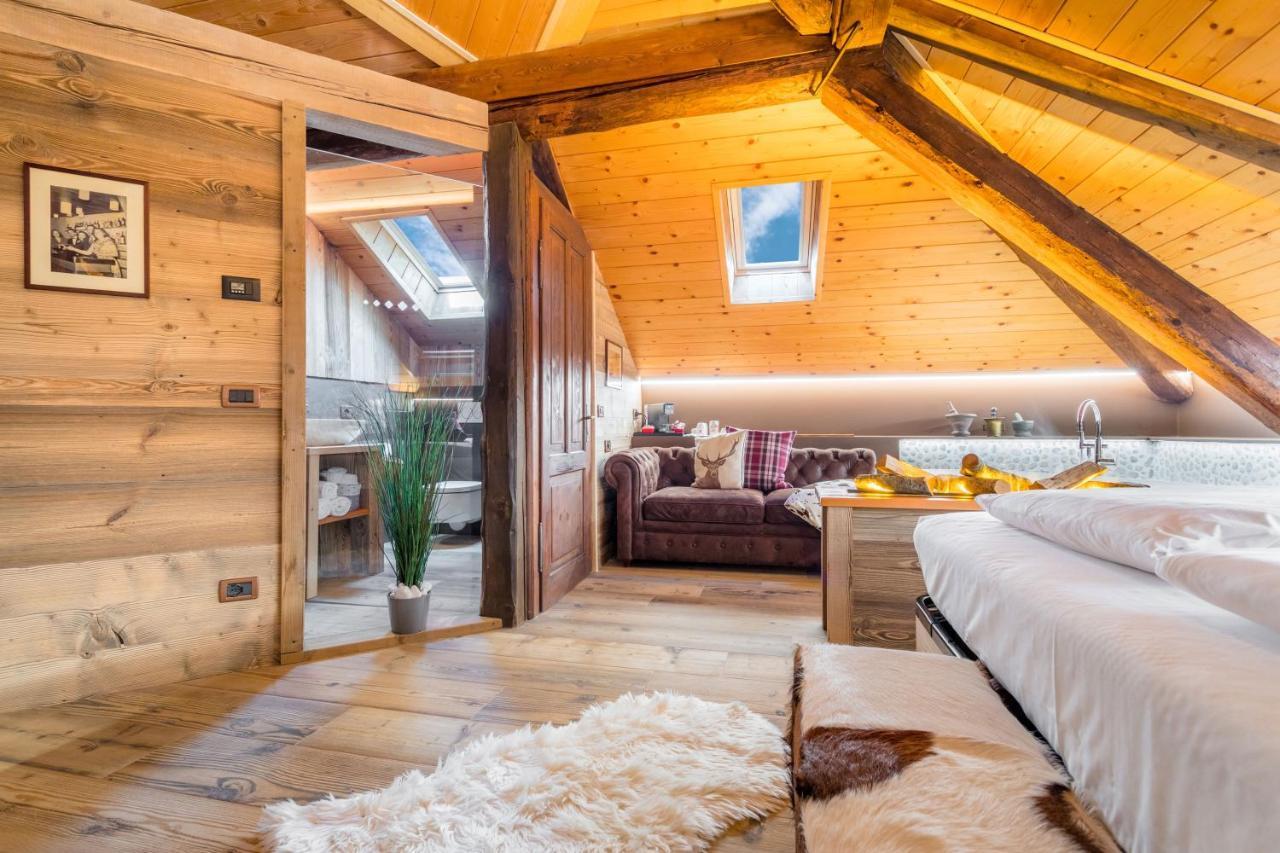 John Luxury Suites Folgaria Exteriör bild