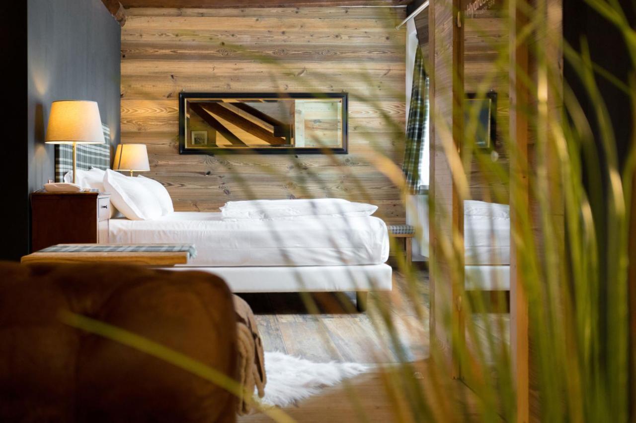 John Luxury Suites Folgaria Exteriör bild