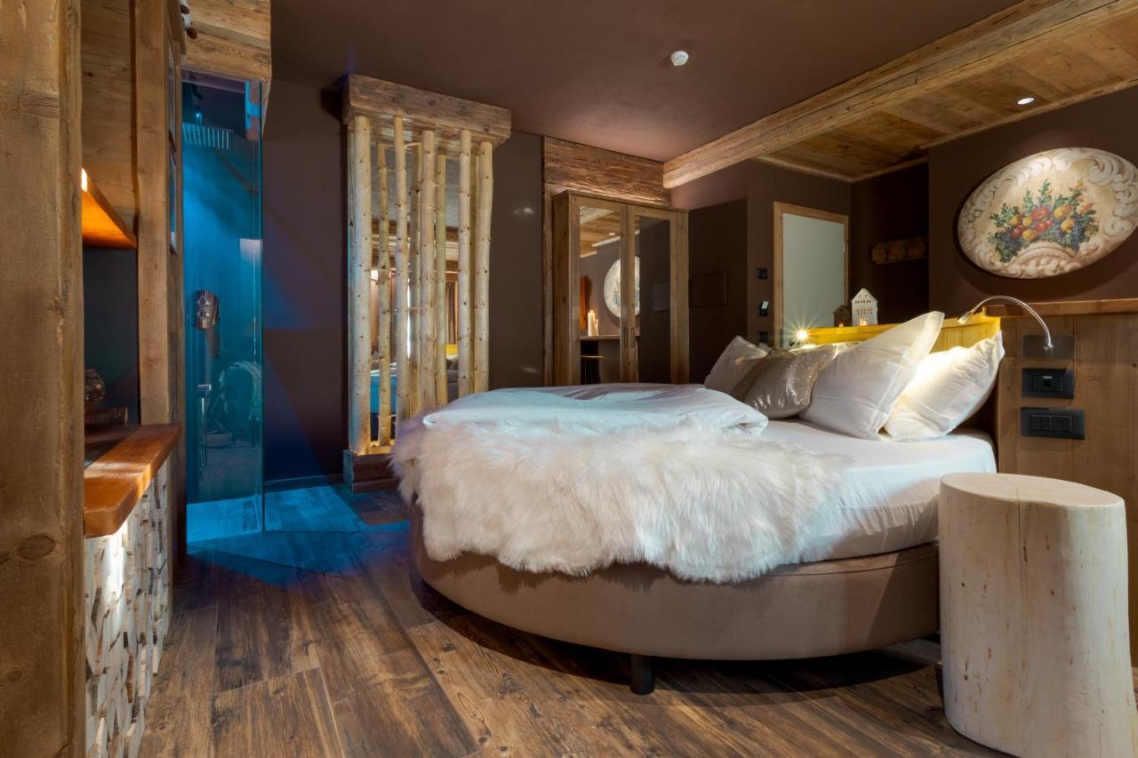 John Luxury Suites Folgaria Exteriör bild