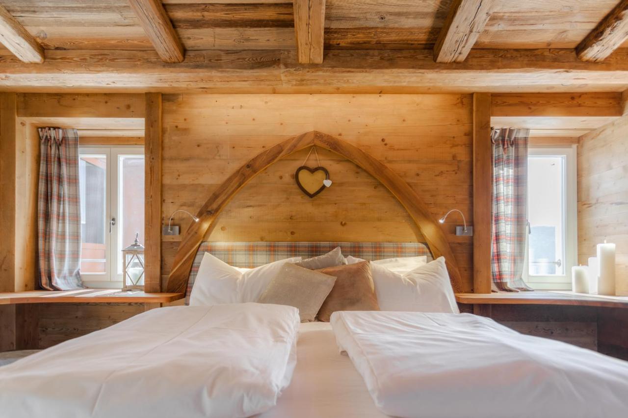 John Luxury Suites Folgaria Exteriör bild