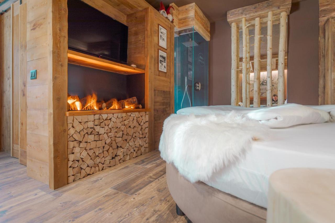 John Luxury Suites Folgaria Exteriör bild