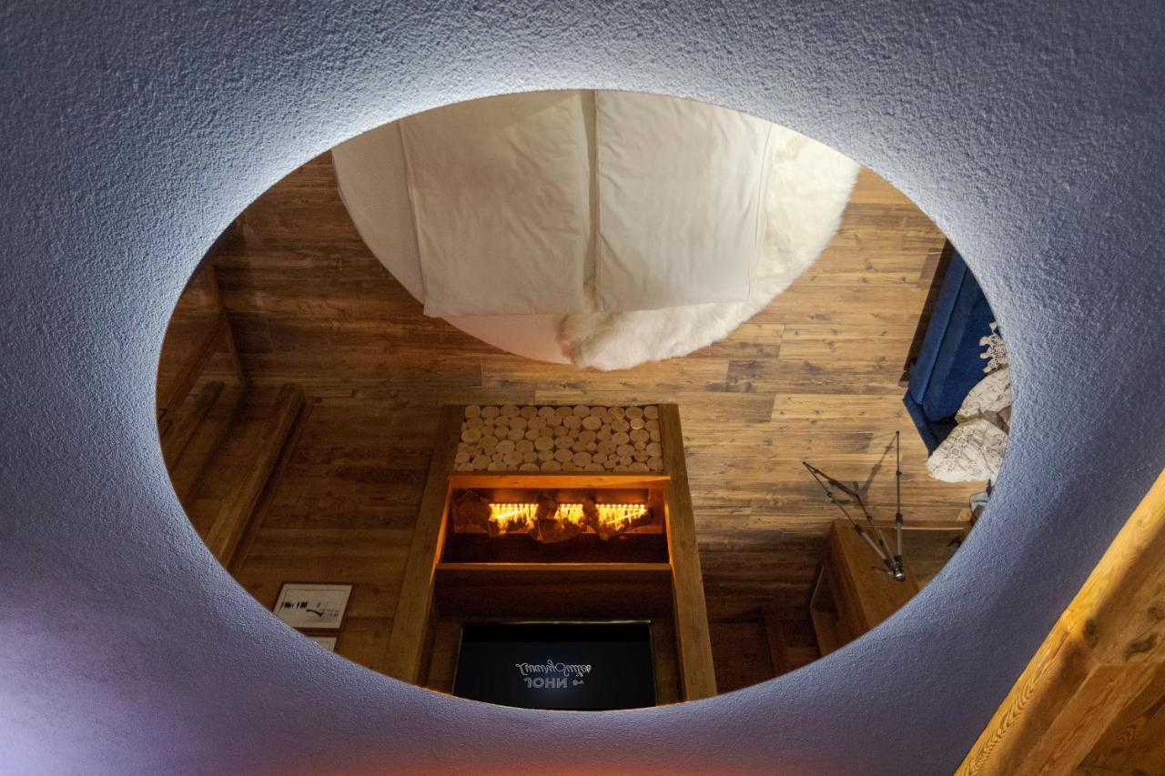 John Luxury Suites Folgaria Exteriör bild