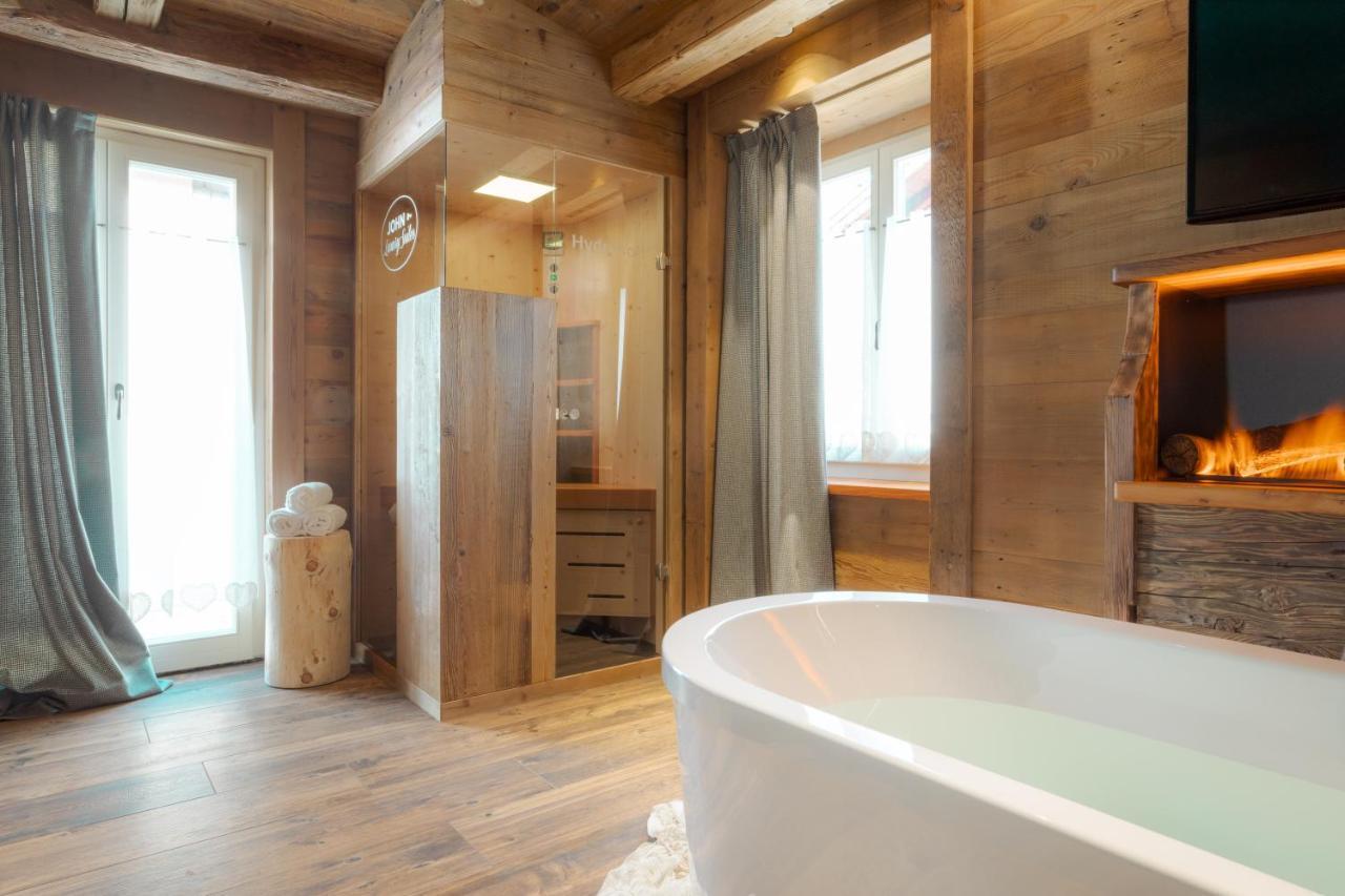 John Luxury Suites Folgaria Exteriör bild